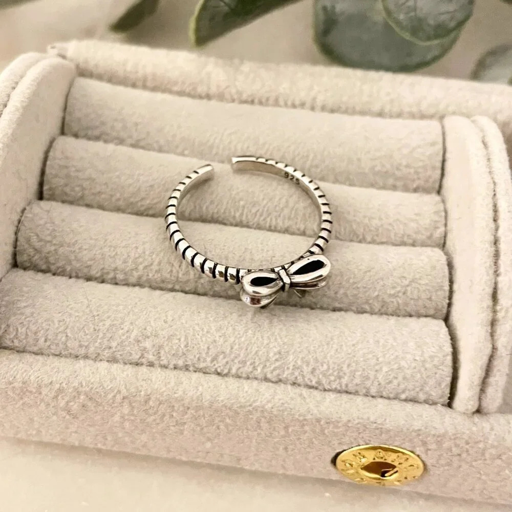 925 Sterling Silver Minimalist Tiny Bow Ring Dainty Ring Modern Boho Ring - Picture 6 of 8